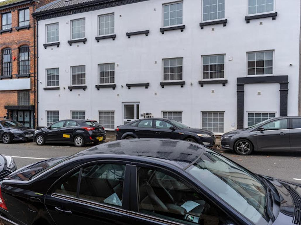 Cool Top Floor Apartment Very Near Birmingham Centre ภายนอก รูปภาพ